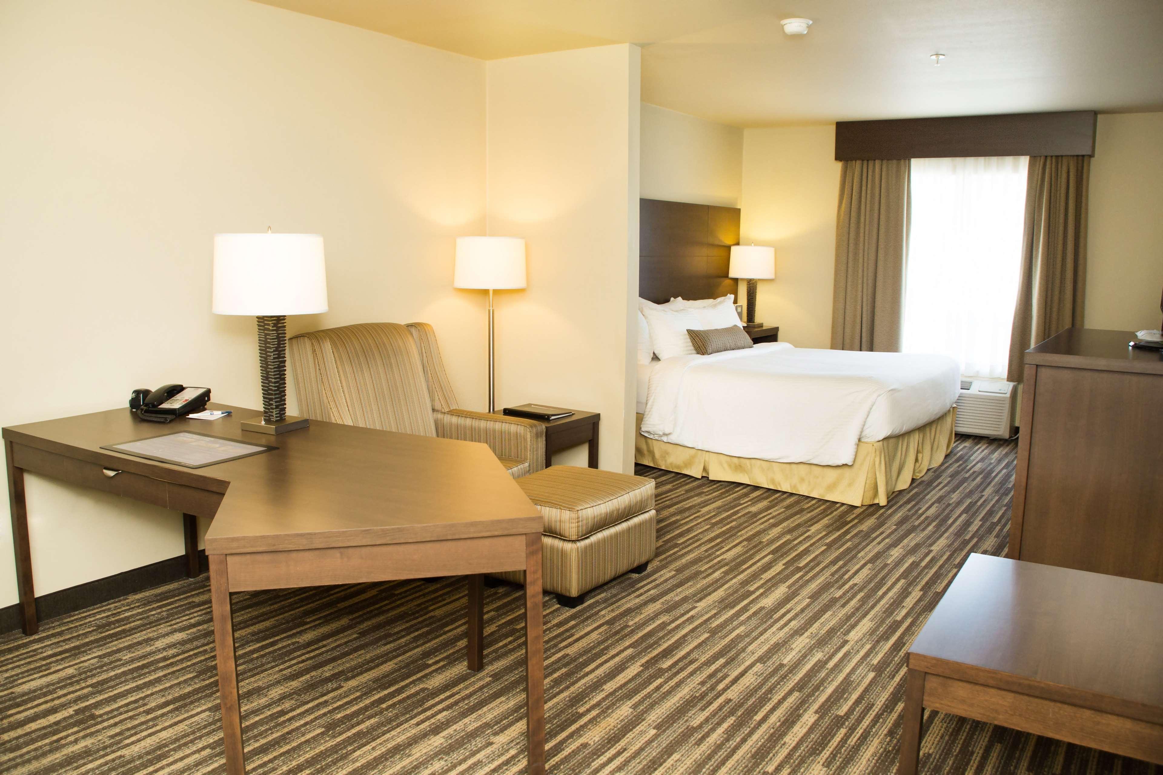 Best Western Plus Dartmouth Hotel & Suites Экстерьер фото