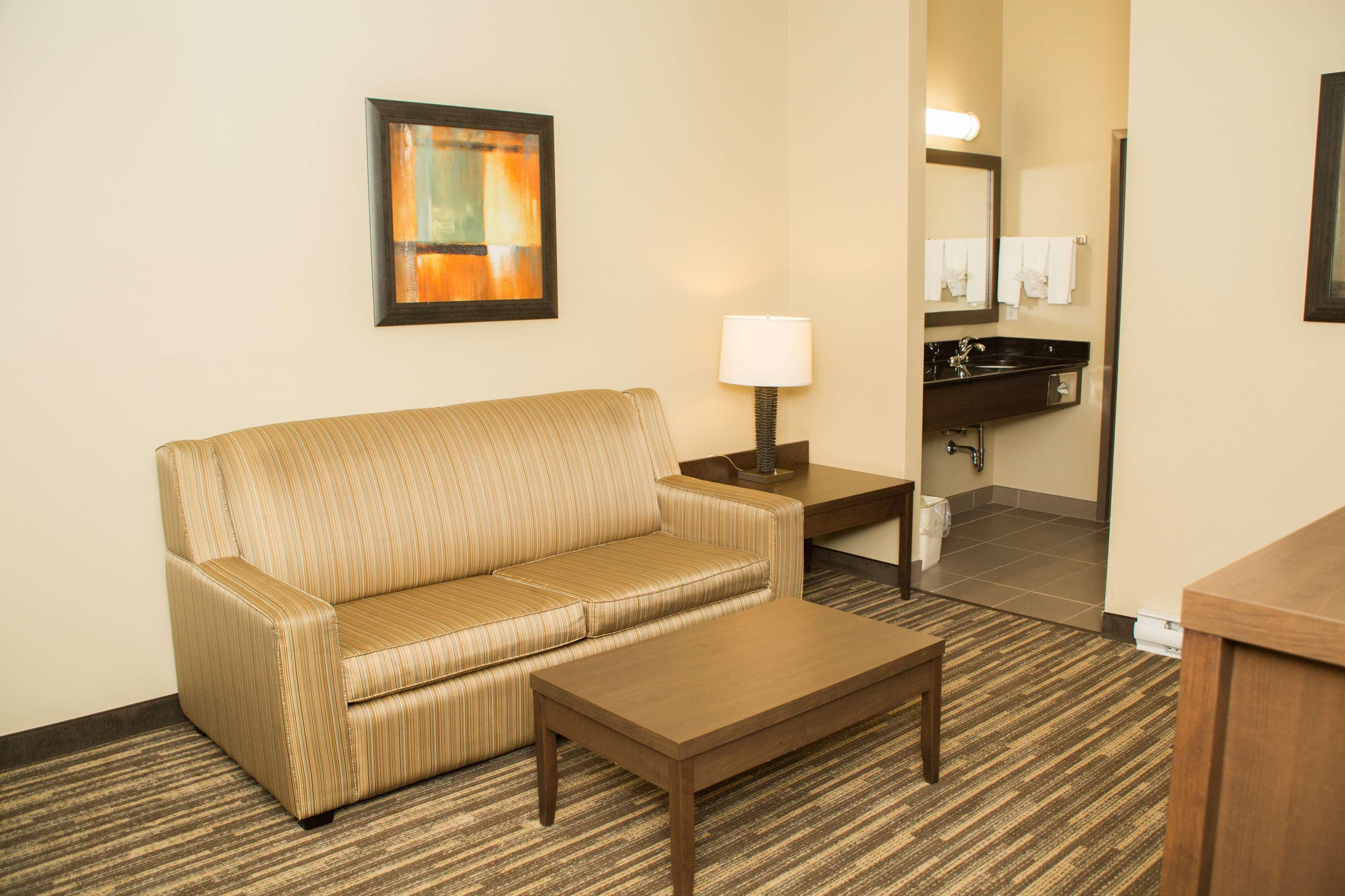 Best Western Plus Dartmouth Hotel & Suites Экстерьер фото