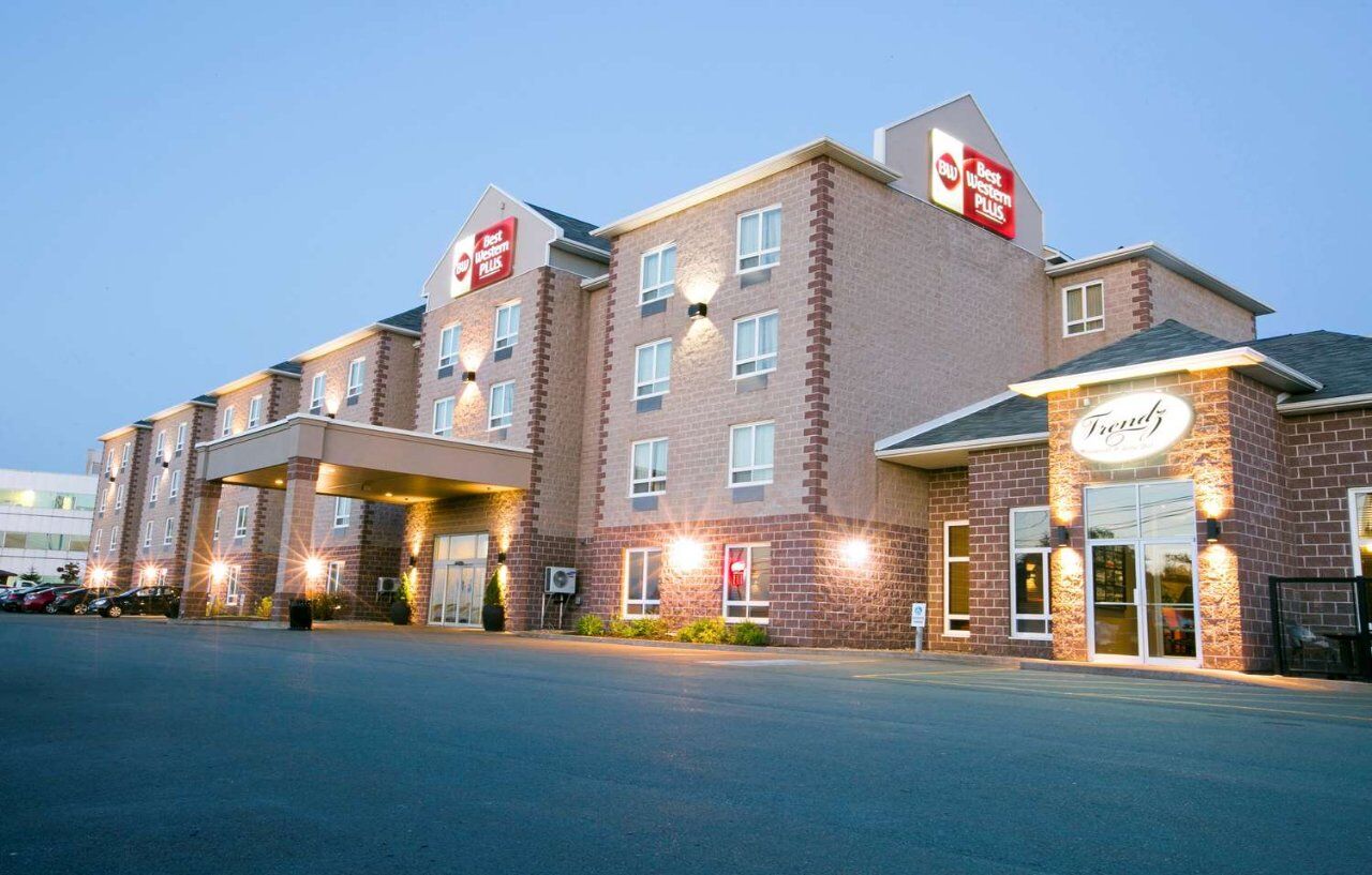 Best Western Plus Dartmouth Hotel & Suites Экстерьер фото